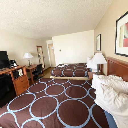 Super 8 By Wyndham Williston Nd Hotel Buitenkant foto